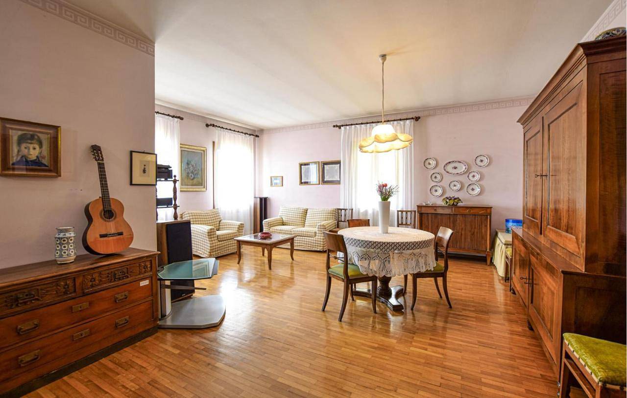 Cały apartament, Stunning Apartment In Montebelluna in Montebelluna, Prowincja Treviso