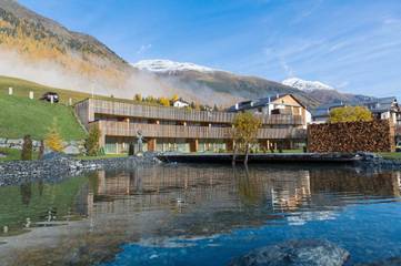 Hôtel pour 4 personnes, avec piscine et jacuzzi ainsi que jardin et sauna à Zernez