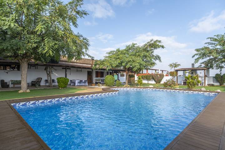 Casa rural para 16 personas, con jardín y vistas al lago en Algorfa - 2