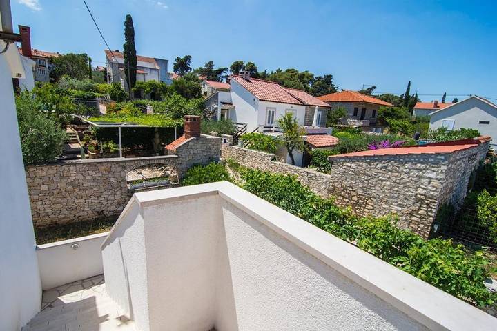 Gîte pour 4 personnes, avec Balcon/Terrasse à Supetar - 4