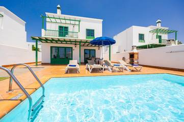 Holiday Rental for 6 People in Playa Blanca, Yaiza, Photo 1