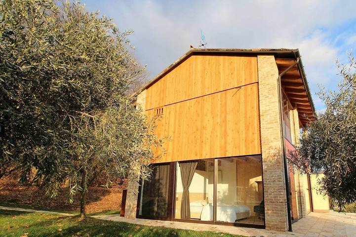 Casa vacanza per 10 persone, con giardino in Volpago del Montello