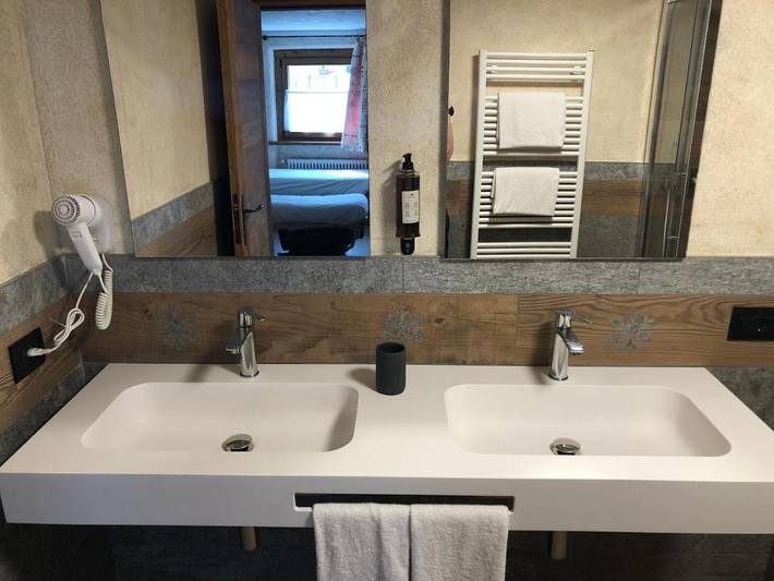 Gîte pour 3 personnes, avec vue et balcon, animaux acceptés à Cogne - 4