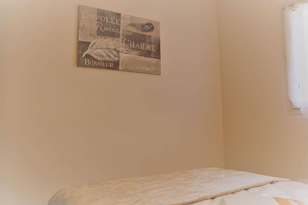 Belle location, Piscine chauffée-Gardien Dans Propriété Fermée, 2mins des Plages in Tiuccia, Sant'Andréa-d'Orcino