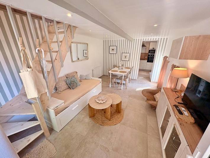 Location de vacances pour 4 personnes, avec jacuzzi et jardin à Hérouvillette