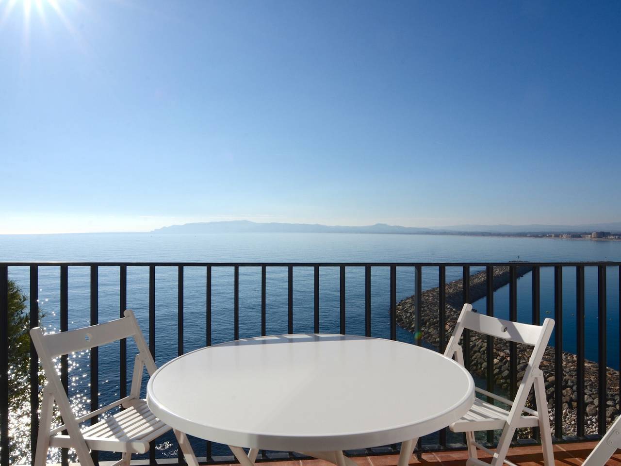 Apartamento entero, Apartamento frente al mar en L'Estartit, 2 dormitorios, 4 pers. in L' Estartit, Torroella de Montgrí