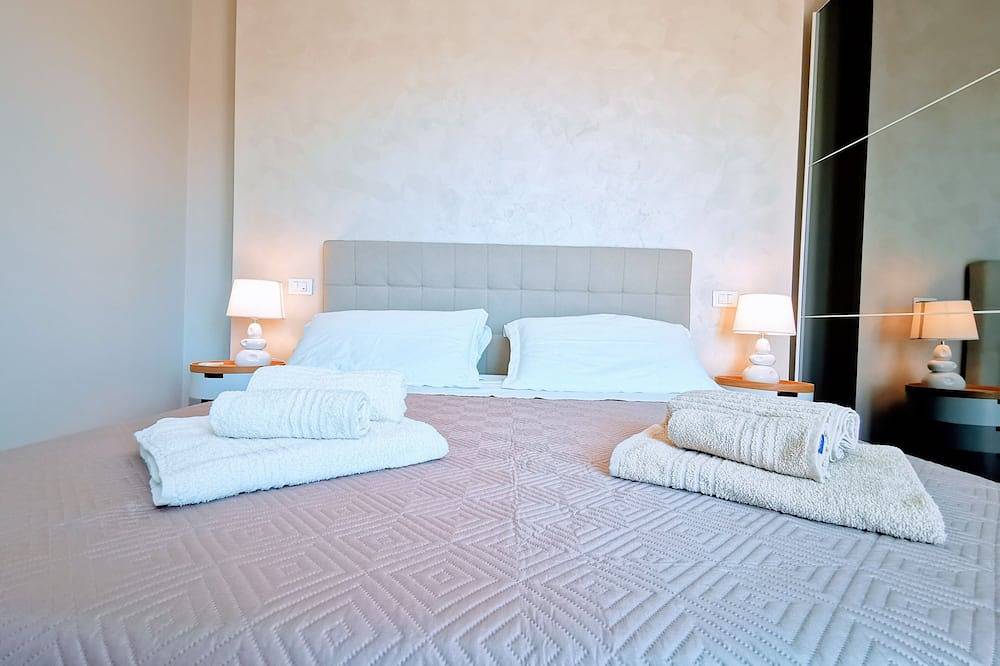 Entire apartment, Belvedere Penthouse★★★★★|Central |☀Sea View☀ in Termoli, Campobasso Province