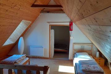 Gîte pour 8 Personnes dans Chambon-sur-Lac, Région de Besse-et-Saint-Anastaise, Photo 3