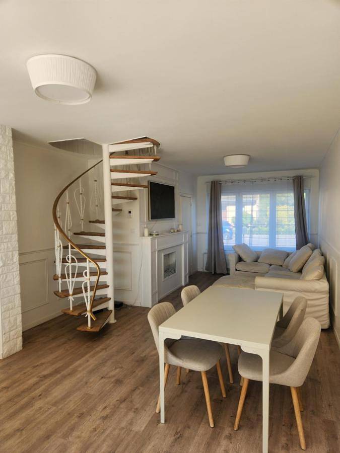 Location de vacances pour 5 personnes, avec terrasse ainsi que jardin et vue, animaux acceptés à Mouscron - 4