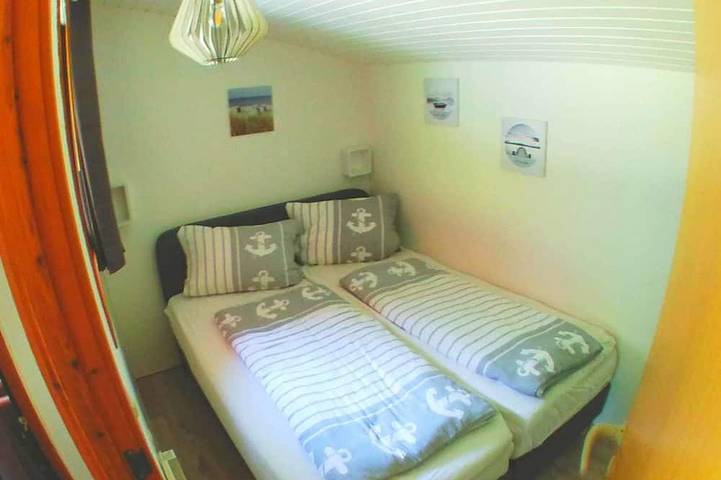 Bungalow für 3 Personen, mit Terrasse und Garten sowie Sauna und Whirlpool, mit Haustier in Kellenhusen - 2