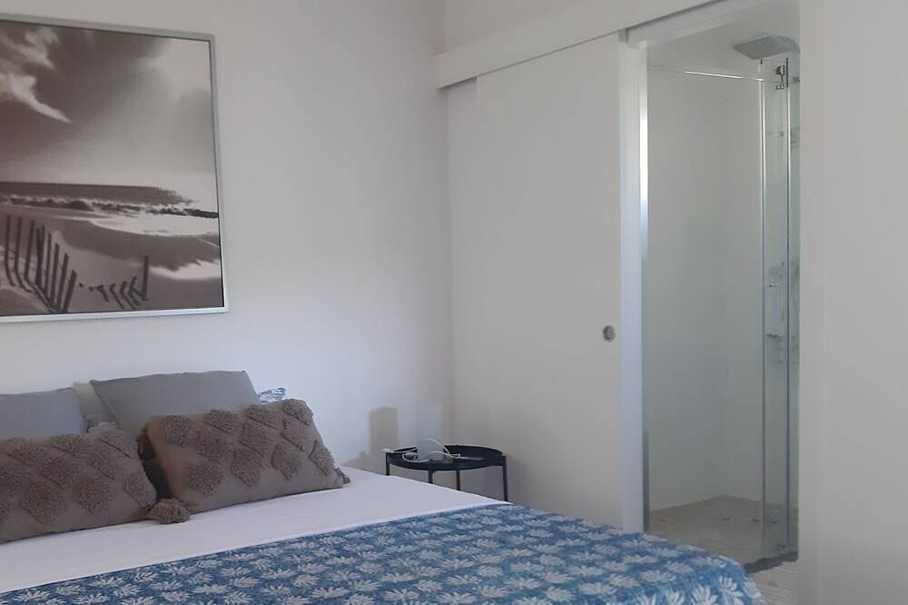 Large studio, between sea and mountains, on the Costa Dorada. in el Perelló, Costa Dorada