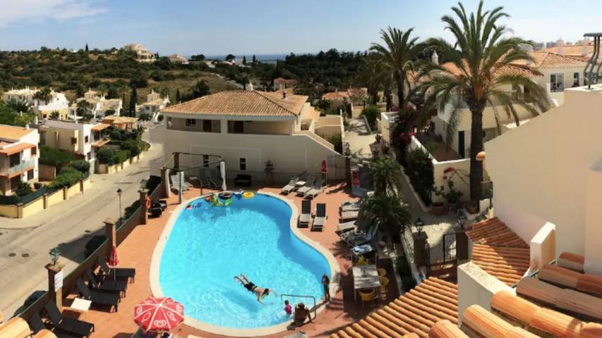 Ferienhaus für 4 Personen, mit Pool und Terrasse - 1