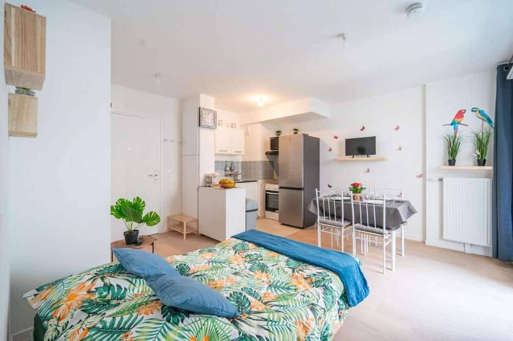 Apartamento entero, Discover the Cocotier Athisien in Athis-Mons, a booming business located 20 minutes from Paris. in Athis-Mons, Essonne