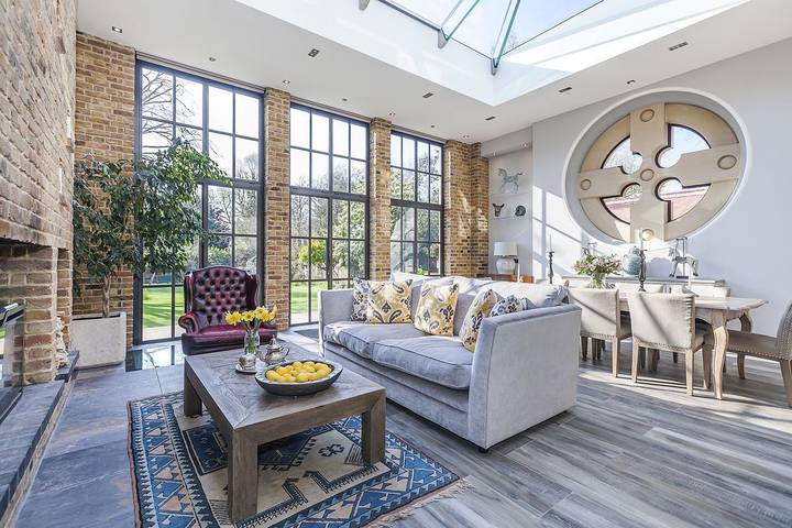 Villa pour 22 personnes, avec terrasse ainsi que sauna et jardin, animaux acceptés à Londres - 3