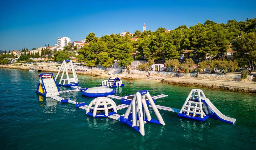Bungalow für 4 Personen, mit Terrasse und Pool, mit Haustier in Dalmatien - 4