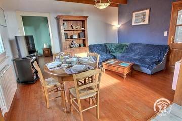 Gîte pour 5 Personnes dans Ploubazlanec, Côte de Granit Rose, Photo 4
