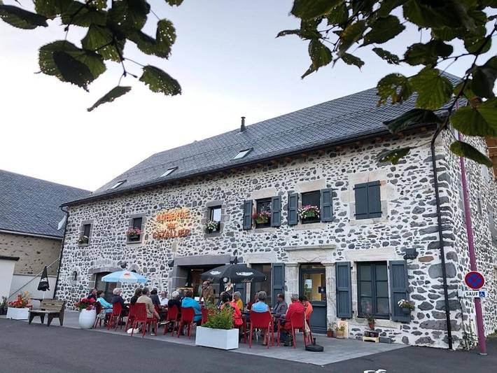 Hôtel pour 2 personnes, avec terrasse à Montgreleix