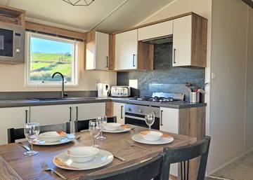 Glamping for 6 People in Jurassic Coast, South West England, Photo 2