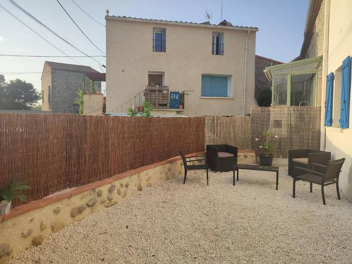 Location de vacances pour 7 personnes, avec Terrasse et Jardin ainsi que Piscine et Vue à Saint-Jean-Pla-de-Corts - 2