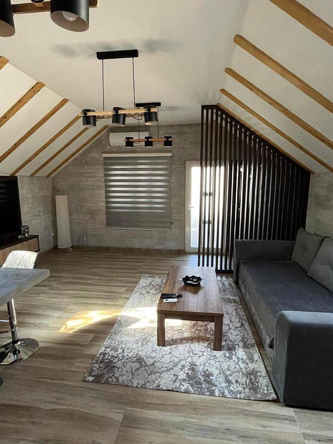 Gîte pour 5 personnes, avec balcon à Kladovo - 3