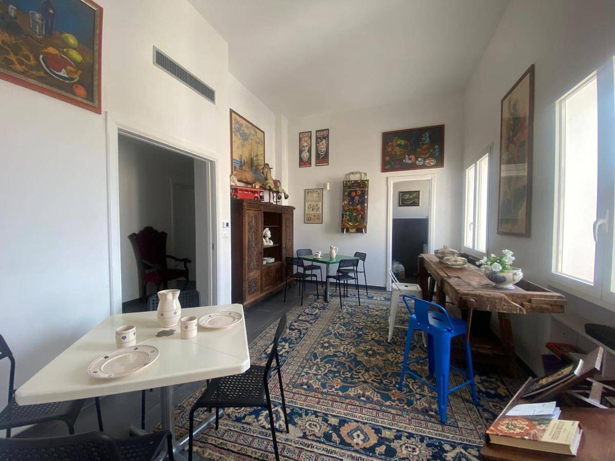 Bric à Brac eclectic rooms in Uggiano la Chiesa, Provincia di Lecce