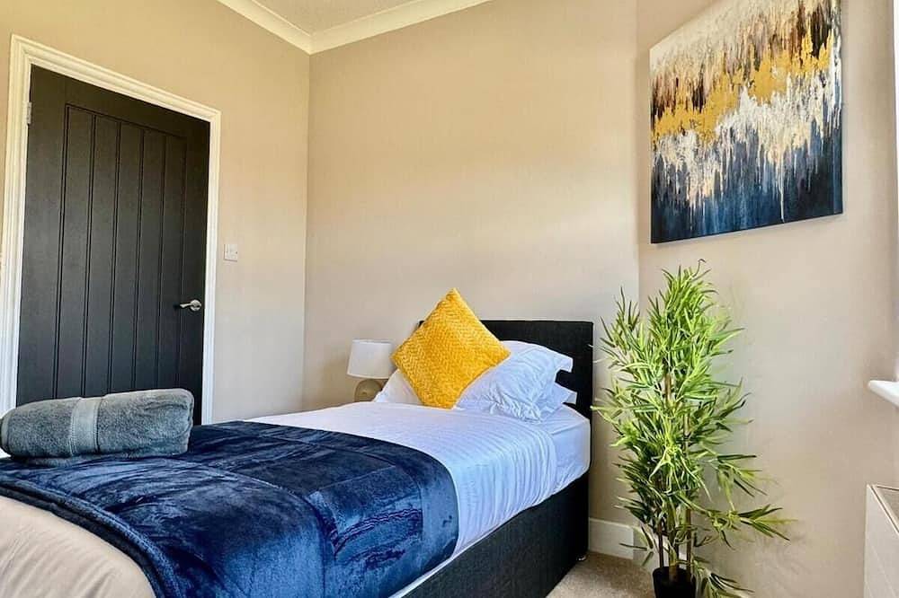 Stylish 3Br House – Maidstone Gem in Greensands Ridge, Boughton Monchelsea