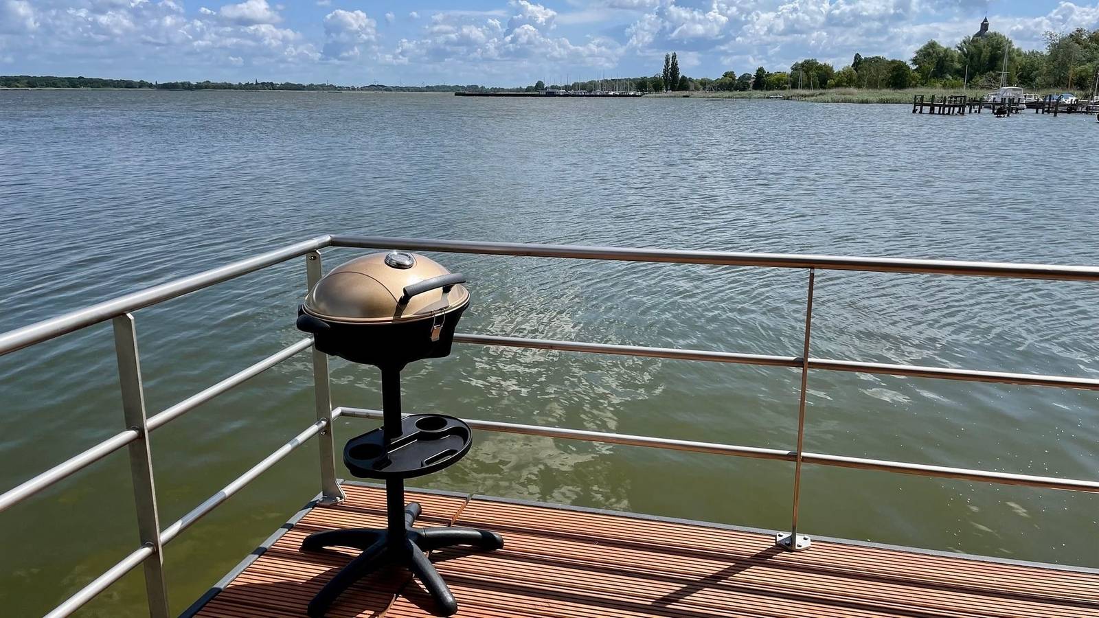 Hausboot Sunday in Ribnitz, Ribnitz-Damgarten