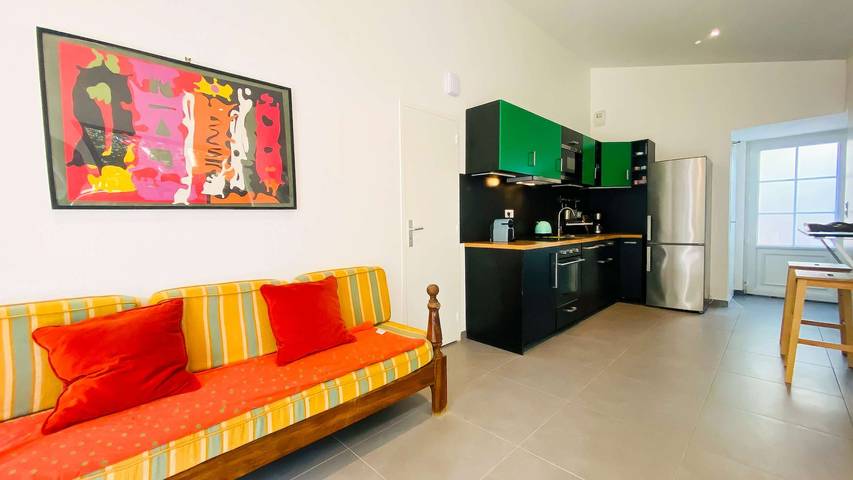 Gîte pour 8 personnes, avec jardin dans Plage Du Gros Jonc Le Bois Plage En Re - 4