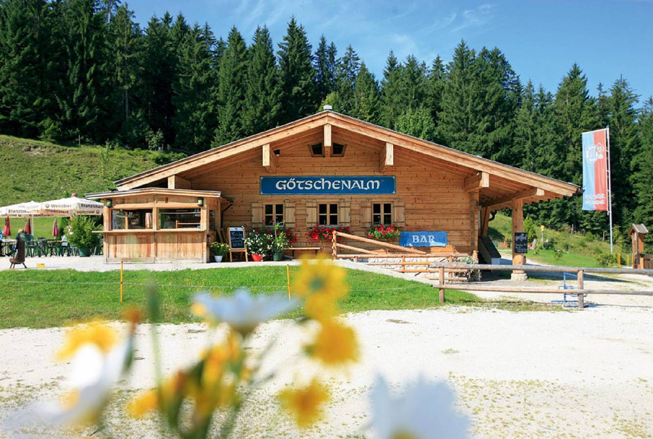 Alpengasthof Götschenalm - Doppelzimmer Nr. 2 oder 7 mit Dusche/Wc, Terrasse oder Balkon, Tv in Bischofswiesen, Berchtesgadener Alpen