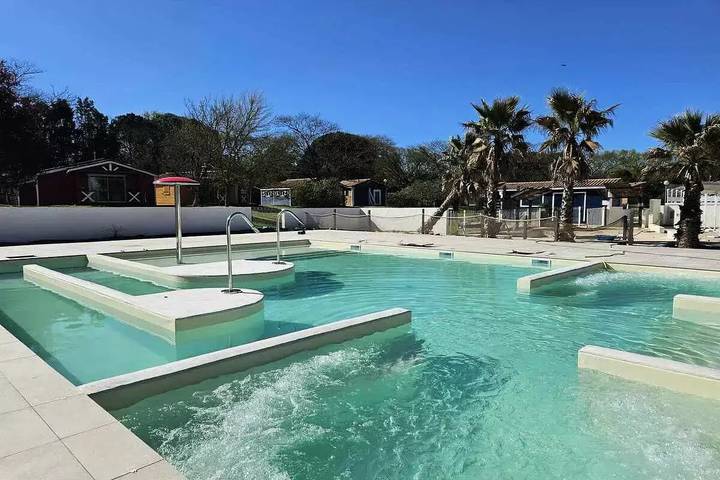 Mobil home pour 6 personnes, avec terrasse et piscine à Vouneuil-sur-Vienne - 2