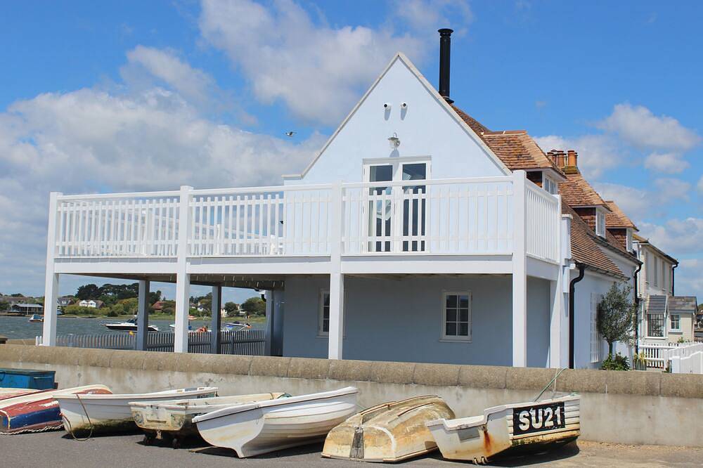 Atemberaubende Unterkunft am Wasser mit freiem Blick auf das Meer und den Hafen in Mudeford, Christchurch