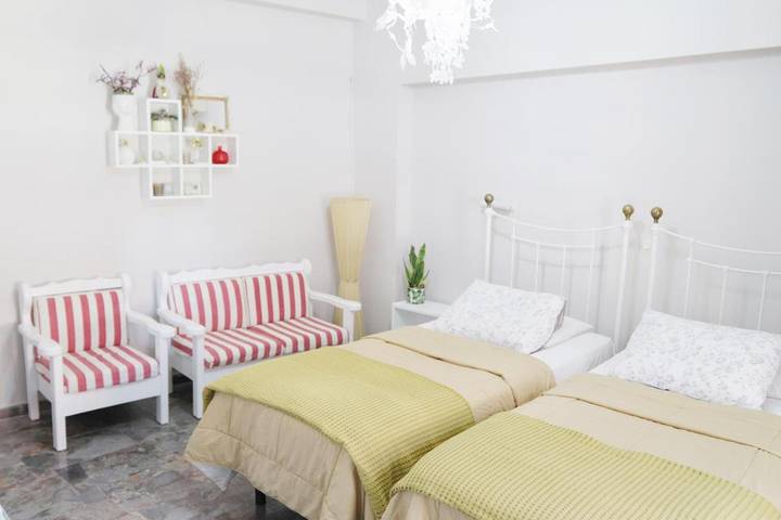 Gîte pour 4 personnes, avec terrasse, animaux acceptés dans Liapádes - 3