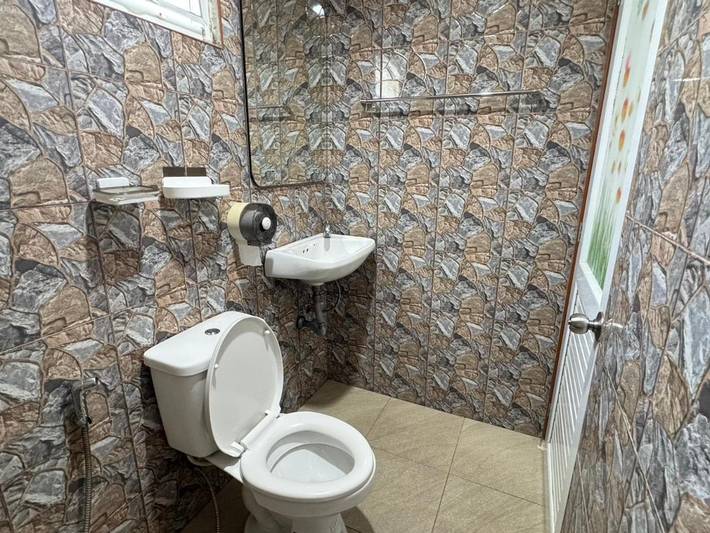 Gîte pour 2 personnes, avec balcon dans Nai Yang Beach - 2