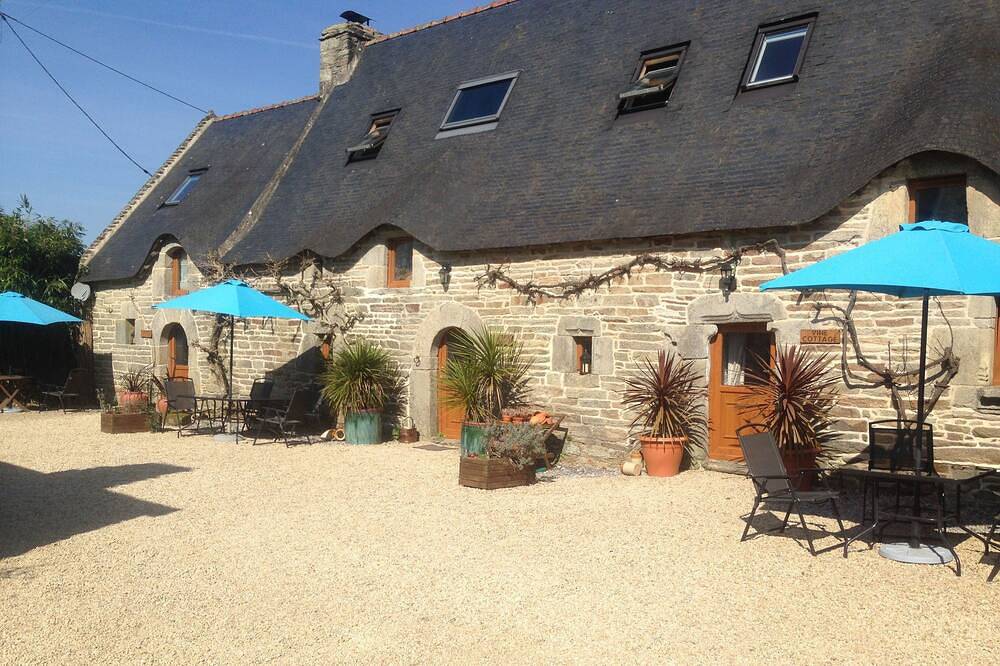 Wisteria Cottage - Chalets de Vigne et de Glycine in Poul-Fetan, Quistinic