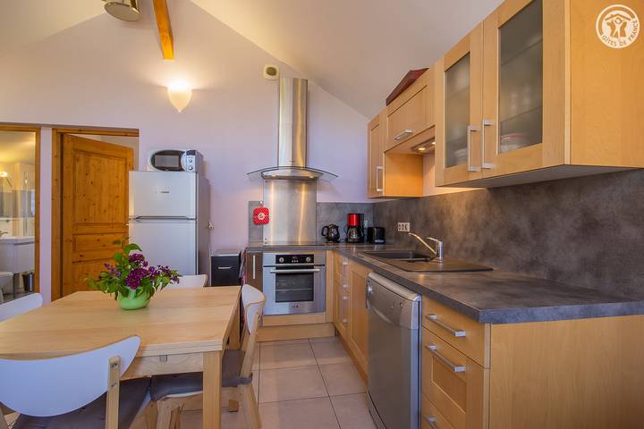 Gîte pour 4 personnes, avec jardin dans Porte-de-Savoie - 4