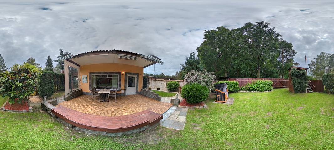 Ferienhaus für 4 Personen, mit Garten und Seeblick - 1