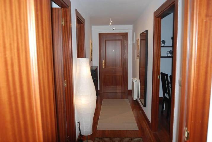 Gîte pour 4 personnes, avec Balcon ainsi que Piscine et Vue à Limpias - 4