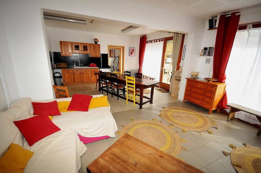 Geheel appartement, Gîte le Rocher - Apartment on the ground floor for 8 people. in La Grave, Écrins Nationaal Park
