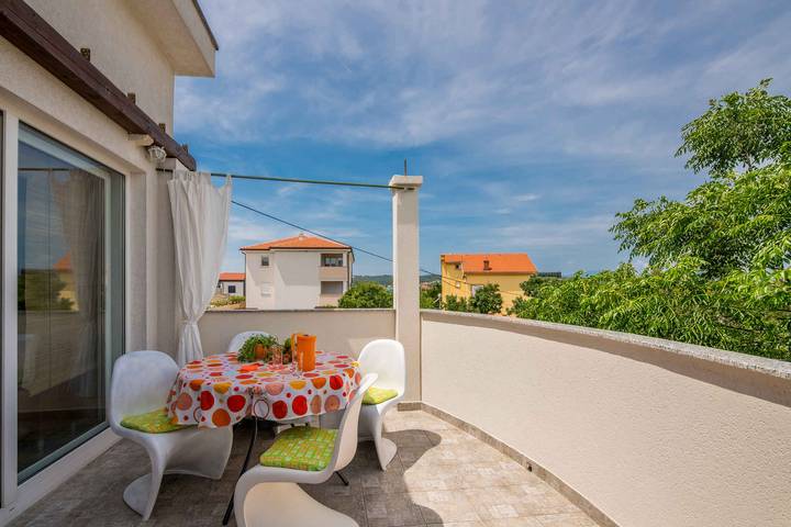 Ferienwohnung für 3 Personen, mit Balkon und Garten - 1