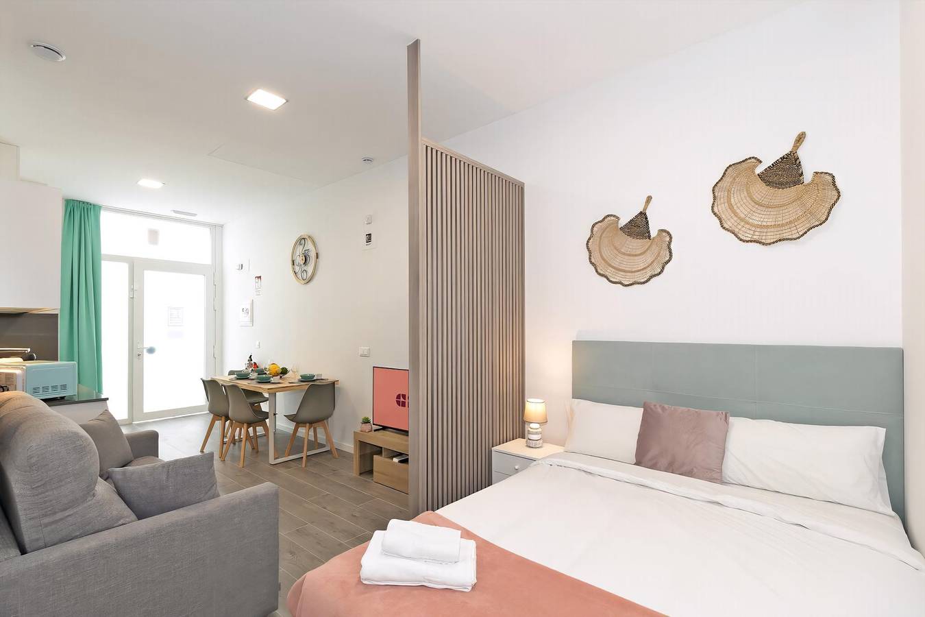 Estudio entero, Guest Ready- Apartamento moderno cerca de la playa in Valencia, Costa de Valencia