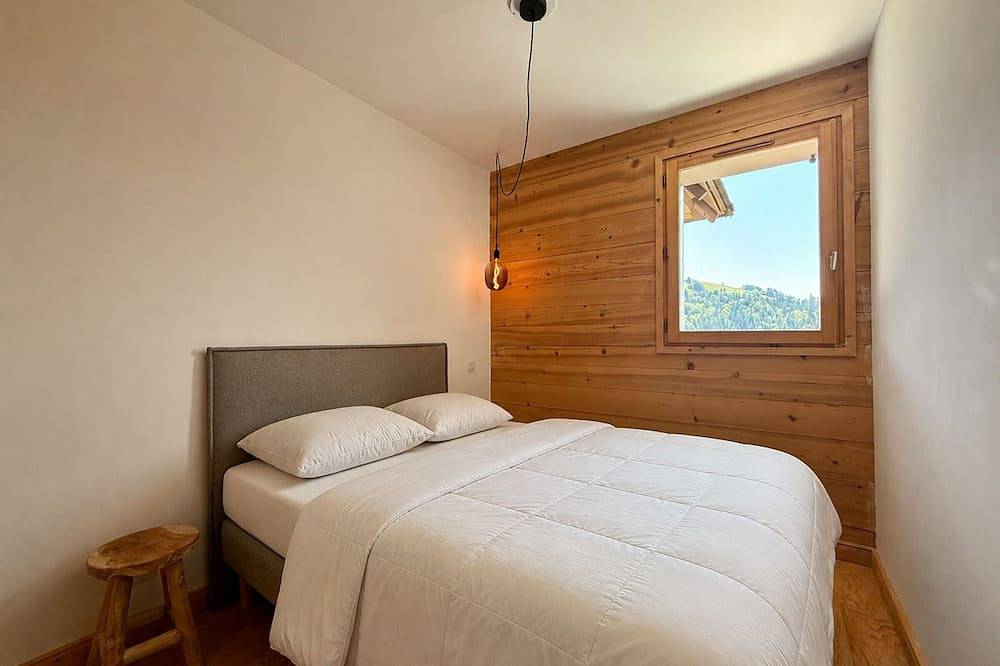 Appartement entier, Appartement avec parking, animaux Ok - 6 pers., vue montagne in Notre-Dame-de-Bellecombe, Région d'Albertville