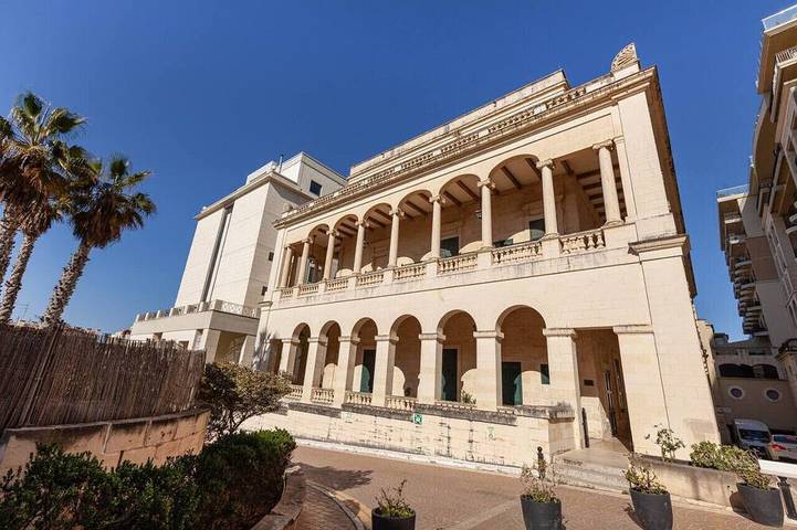 Ferienwohnung für 16 Personen, mit Sauna und Balkon auf Malta