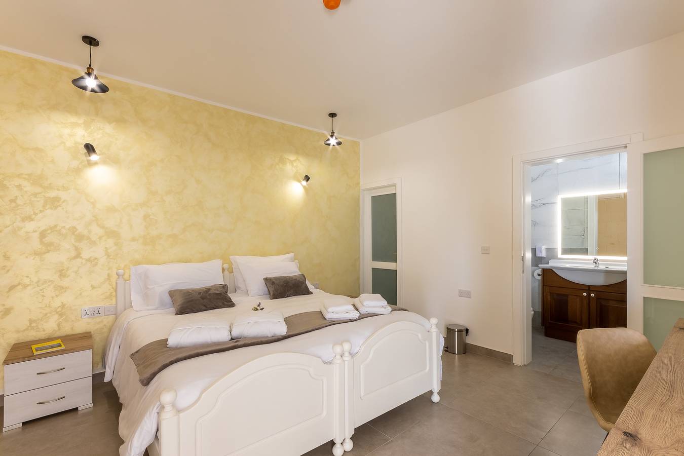 Ta'Battista B&B & Pool - Id-Dwejra in Xewkija, Gozo
