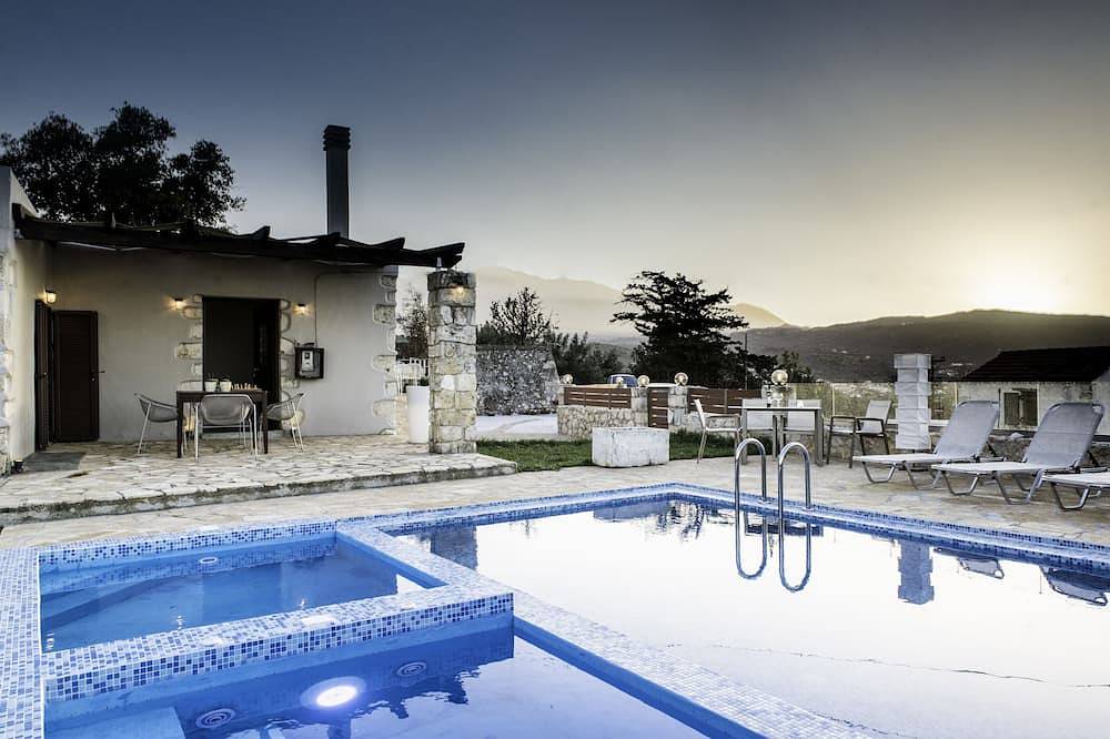 Gemütliche traditionelle Villa - eigener Pool - ideal für Familien mit Kindern in Armeni, Chania und Umgebung