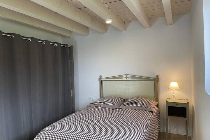 Gîte pour 8 personnes, avec jardin à Chapeau (homonymie) - 2