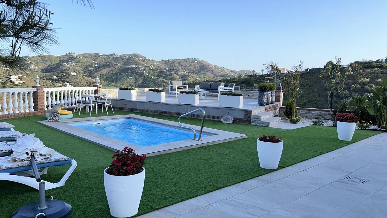 Holiday Home 'Entre Montañas' with Mountain View, Wi-Fi and Air Conditioning in Árchez, Málaga Province