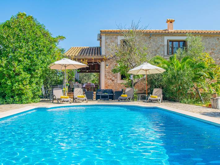 Gîte pour 11 personnes, avec jardin et terrasse à Majorque