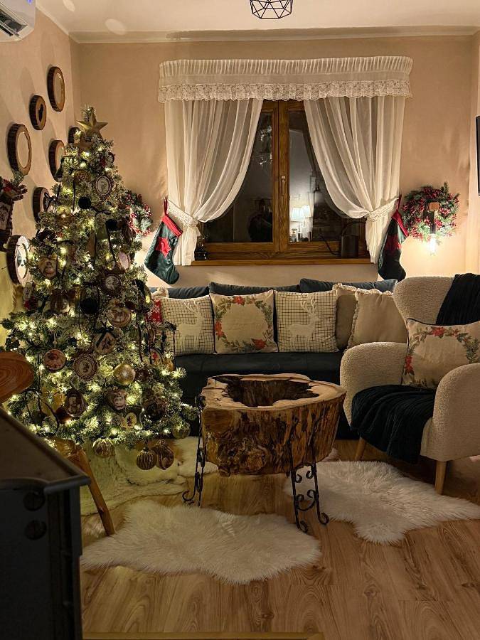 Location de vacances pour 2 personnes, avec sauna et jardin ainsi que piscine et jacuzzi à Vršac