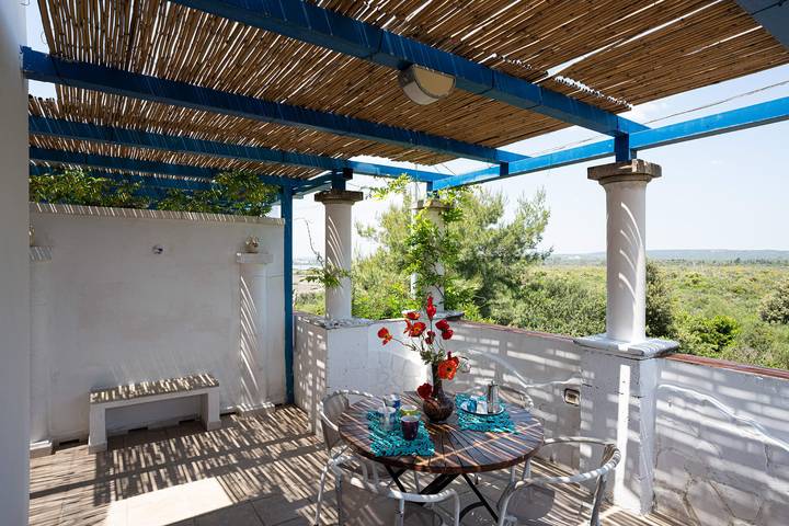 Ferienhaus für 5 Personen, mit Meerblick und Garten in Torre Colimena