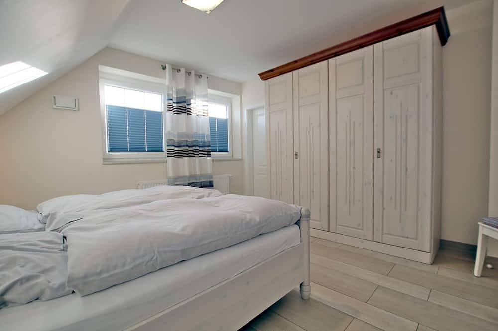 Fehrstieg 40a - Freistehendes 5 Sterne-Ferienhaus mit 4 Zimmern, ca. 131m², in Wrixum, Föhr